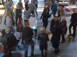  <a style='color: #fff;' href='/uploaded/photo/assemblee-generale-la-soiree-au-village-vue-par-nicole-63970a2a05357.jpg'>(Télécharger)</a>