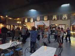  <a style='color: #fff;' href='/uploaded/photo/assemblee-generale-la-soiree-au-village-vue-par-nicole-63970a2b586d1.jpg'>(Télécharger)</a>