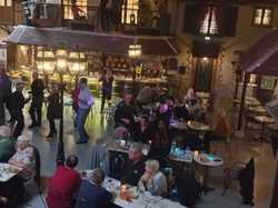  <a style='color: #fff;' href='/uploaded/photo/assemblee-generale-la-soiree-au-village-vue-par-nicole-63970a2b7110b.jpg'>(Télécharger)</a>