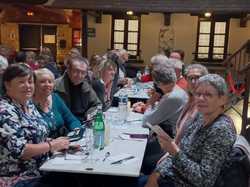  <a style='color: #fff;' href='/uploaded/photo/assemblee-generale-la-soiree-au-village-vue-par-nicole-63970a2b7f0b6.jpg'>(Télécharger)</a>