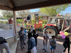  <a style='color: #fff;' href='/uploaded/photo/carnaval-16-avril-2022-625afc323ff25.jpg'>(Télécharger)</a>