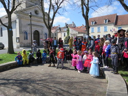  <a style='color: #fff;' href='/uploaded/photo/carnaval-du-8-avril-2023-vue-par-agnes-64330cf4cb799.jpg'>(Télécharger)</a>