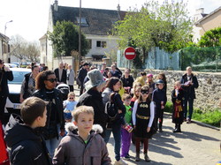  <a style='color: #fff;' href='/uploaded/photo/carnaval-du-8-avril-2023-vue-par-agnes-64330cf51642d.jpg'>(Télécharger)</a>