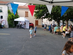  <a style='color: #fff;' href='/uploaded/photo/fete-nationale-du-14-juillet-2022-vue-par-agnes-62cff28475111.jpg'>(Télécharger)</a>