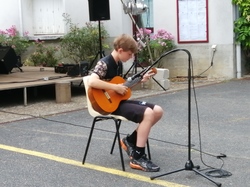  <a style='color: #fff;' href='/uploaded/photo/fy-te-de-la-musique-vue-par-agny-s-656b458acffa0.jpg'>(Télécharger)</a>