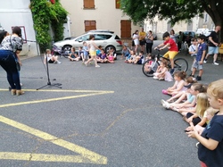  <a style='color: #fff;' href='/uploaded/photo/fy-te-de-la-musique-vue-par-agny-s-656b458dc5169.jpg'>(Télécharger)</a>