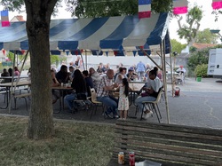  <a style='color: #fff;' href='/uploaded/photo/fy-te-nationale-du-14-juillet-2023-vue-par-jean-pierre-64b150214294c.jpg'>(Télécharger)</a>