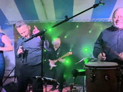  <a style='color: #fff;' href='/uploaded/photo/fy-te-nationale-du-14-juillet-2023-vue-par-jean-pierre-64b152d0c123d.jpg'>(Télécharger)</a>