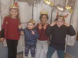  <a style='color: #fff;' href='/uploaded/photo/galette-des-rois-vue-par-nicole-63c59dac31ecc.jpg'>(Télécharger)</a>