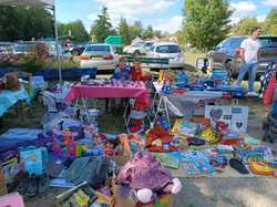 mini_journee-brocante-du-11-septembre-2022-vue-par-agnes-631ef9347244d.jpg