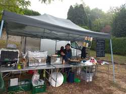  <a style='color: #fff;' href='/uploaded/photo/journee-brocante-du-11-septembre-2022-vue-par-nicole-6334adc1df963.jpg'>(Télécharger)</a>