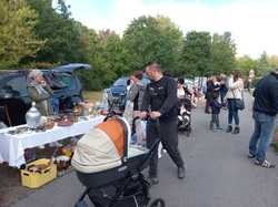  <a style='color: #fff;' href='/uploaded/photo/journee-brocante-du-11-septembre-2022-vue-par-nicole-6334adc25f1cd.jpg'>(Télécharger)</a>