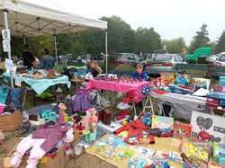  <a style='color: #fff;' href='/uploaded/photo/journee-brocante-du-11-septembre-2022-vue-par-nicole-6334adc2e8920.jpg'>(Télécharger)</a>