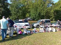  <a style='color: #fff;' href='/uploaded/photo/journee-brocante-du-11-septembre-2022-vue-par-nicole-6334adc3cd463.jpg'>(Télécharger)</a>