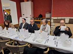  <a style='color: #fff;' href='/uploaded/photo/l-assembly-e-gy-ny-rale-et-le-repas-du-24-novembre-2024-vus-par-nicole-6748c8170663c.jpg'>(Télécharger)</a>