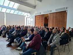  <a style='color: #fff;' href='/uploaded/photo/l-assembly-e-gy-ny-rale-et-le-repas-du-24-novembre-2024-vus-par-nicole-6748c817c9ade.jpg'>(Télécharger)</a>