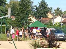  <a style='color: #fff;' href='/uploaded/photo/la-brocante-du-10-septembre-2023-vue-par-nicole-64ff56f4e86a9.jpg'>(Télécharger)</a>