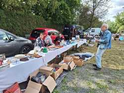  <a style='color: #fff;' href='/uploaded/photo/la-brocante-vue-par-nicole-66e1349a52b35.jpg'>(Télécharger)</a>