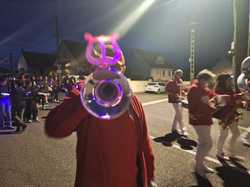  <a style='color: #fff;' href='/uploaded/photo/la-fy-te-patronale-vue-par-nicole-66544304e8056.jpg'>(Télécharger)</a>