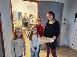  <a style='color: #fff;' href='/uploaded/photo/la-galette-des-rois-du-21-janvier-2024-vue-par-delphine-65aecc76aefa4.jpg'>(Télécharger)</a>