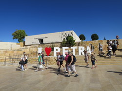  <a style='color: #fff;' href='/uploaded/photo/la-jordanie-vue-par-agny-s-64ae4fe2d1bed.jpg'>(Télécharger)</a>