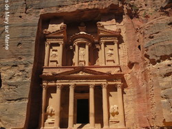  <a style='color: #fff;' href='/uploaded/photo/la-jordanie-vue-par-agny-s-64ae500f5ff1f.jpg'>(Télécharger)</a>