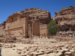  <a style='color: #fff;' href='/uploaded/photo/la-jordanie-vue-par-agny-s-64ae502f7dda9.jpg'>(Télécharger)</a>