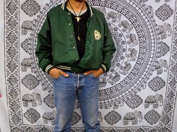  <a style='color: #fff;' href='/uploaded/photo/la-saint-valentin-du-12-fevrier-2022-620cd2345fbae.jpg'>(Télécharger)</a>