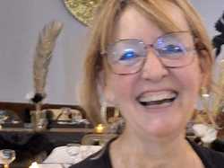  <a style='color: #fff;' href='/uploaded/photo/la-soiry-e-de-la-saint-valentin-du-14-fy-vrier-2026-vue-par-nicole-69a1d5535fe2e.jpg'>(Télécharger)</a>