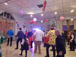  <a style='color: #fff;' href='/uploaded/photo/la-soiry-e-saint-valentin-du-15-fy-vrier-2025-vue-par-nicole-67b4b8a8c025a.jpg'>(Télécharger)</a>