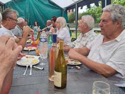  <a style='color: #fff;' href='/uploaded/photo/le-repas-des-by-ny-voles-du-31-aoy-t-2025-68b828964e919.jpg'>(Télécharger)</a>