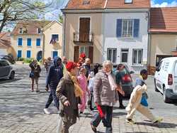  <a style='color: #fff;' href='/uploaded/photo/photos-du-carnaval-du-dimanche-28-avril-vue-par-nicole-662f963bbf7b2.jpg'>(Télécharger)</a>