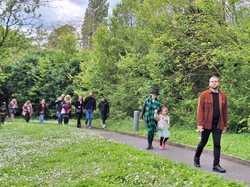  <a style='color: #fff;' href='/uploaded/photo/photos-du-carnaval-du-dimanche-28-avril-vue-par-nicole-662f963c9096a.jpg'>(Télécharger)</a>