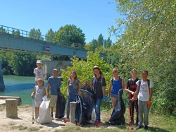  <a style='color: #fff;' href='/uploaded/photo/ramassage-des-dechets-du-10-juillet-2022-vue-par-agnes-62cfef8120c80.jpg'>(Télécharger)</a>