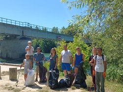  <a style='color: #fff;' href='/uploaded/photo/ramassage-des-dechets-du-10-juillet-2022-vue-par-agnes-62cfef820d0df.jpg'>(Télécharger)</a>