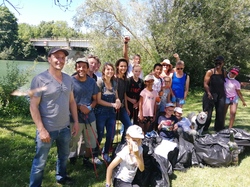  <a style='color: #fff;' href='/uploaded/photo/ramassage-des-dechets-du-10-juillet-2022-vue-par-agnes-62cfef9653464.jpg'>(Télécharger)</a>