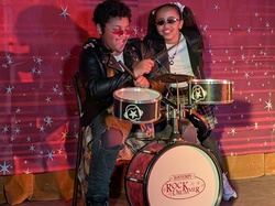  <a style='color: #fff;' href='/uploaded/photo/soiry-e-cabaret-and-beaujolais-nouveau-du-22-novembre-2025-vus-par-agny-s-6924eada45882.jpg'>(Télécharger)</a>