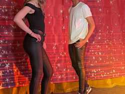  <a style='color: #fff;' href='/uploaded/photo/soiry-e-cabaret-and-beaujolais-nouveau-du-22-novembre-2025-vus-par-nicole-6924e80bdc1cc.jpg'>(Télécharger)</a>