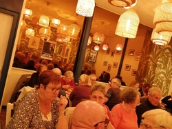  <a style='color: #fff;' href='/uploaded/photo/sortie-theatre-du-26-mars-2023-vue-par-agnes-642eec719c216.jpg'>(Télécharger)</a>