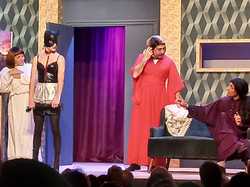  <a style='color: #fff;' href='/uploaded/photo/sortie-theatre-restaurant-vue-par-nicole-63970ac81f56e.jpg'>(Télécharger)</a>