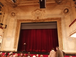  <a style='color: #fff;' href='/uploaded/photo/stephane-guillon-623cdb8fb7d97.jpg'>(Télécharger)</a>