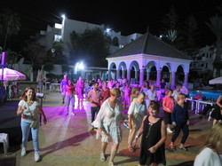  <a style='color: #fff;' href='/uploaded/photo/voyage-agadir-du-14-au-21-octobre-2023-vue-par-agny-s-654a13942dfa7.jpg'>(Télécharger)</a>