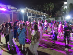  <a style='color: #fff;' href='/uploaded/photo/voyage-agadir-du-14-au-21-octobre-2023-vue-par-agny-s-654a1398a0f5d.jpg'>(Télécharger)</a>