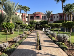  <a style='color: #fff;' href='/uploaded/photo/voyage-au-maroc-vue-par-jean-pierre-633983531f007.jpg'>(Télécharger)</a>