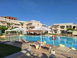  <a style='color: #fff;' href='/uploaded/photo/voyage-en-egypte-vu-par-nicole-68f1127f659f5.jpg'>(Télécharger)</a>