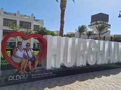  <a style='color: #fff;' href='/uploaded/photo/voyage-en-egypte-vu-par-nicole-68f1128042a4a.jpg'>(Télécharger)</a>