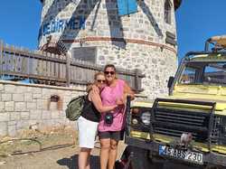  <a style='color: #fff;' href='/uploaded/photo/voyage-en-turquie-du-4-au-11-octobre-2024-vu-par-nicole-67118114033f0.jpg'>(Télécharger)</a>