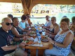  <a style='color: #fff;' href='/uploaded/photo/voyage-en-turquie-du-4-au-11-octobre-2024-vu-par-nicole-671181157fafa.jpg'>(Télécharger)</a>